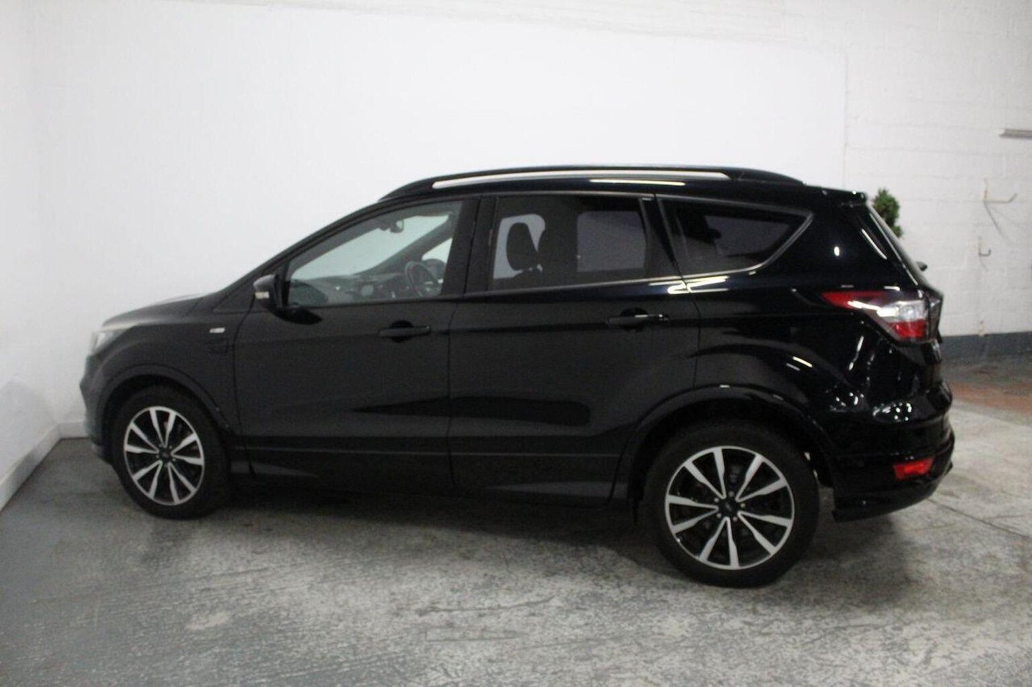 Used Ford Kuga 2017 for sale - 76583303: Photo 10