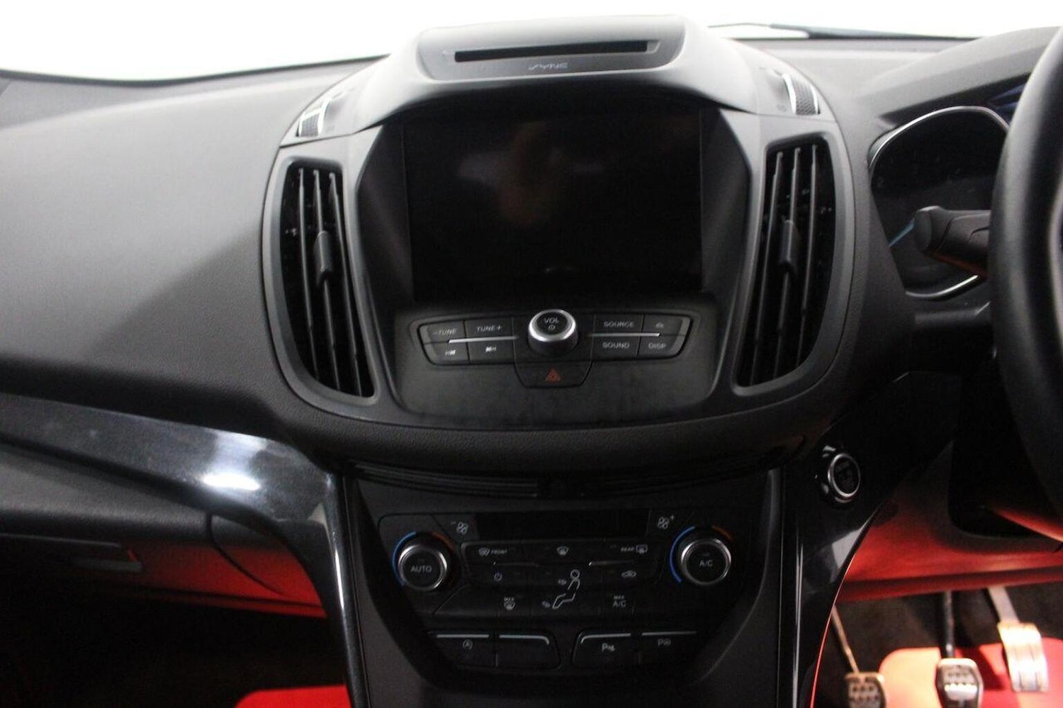 Used Ford Kuga 2017 for sale - 76583303: Photo 32