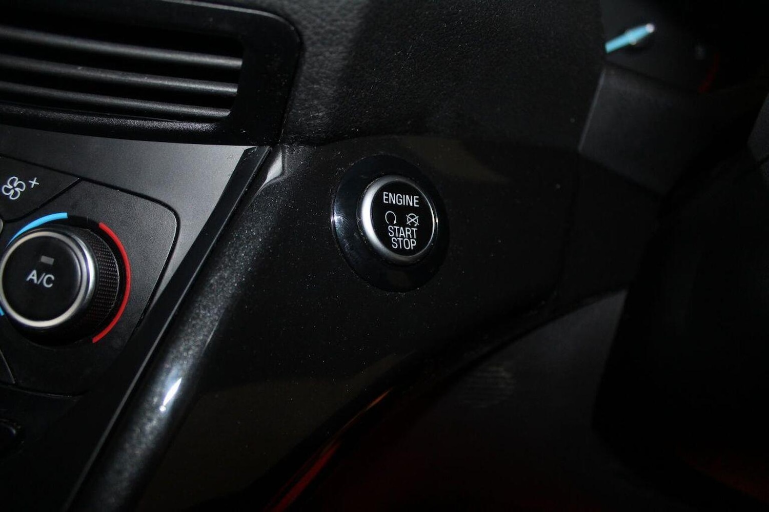 Used Ford Kuga 2017 for sale - 76583303: Photo 45