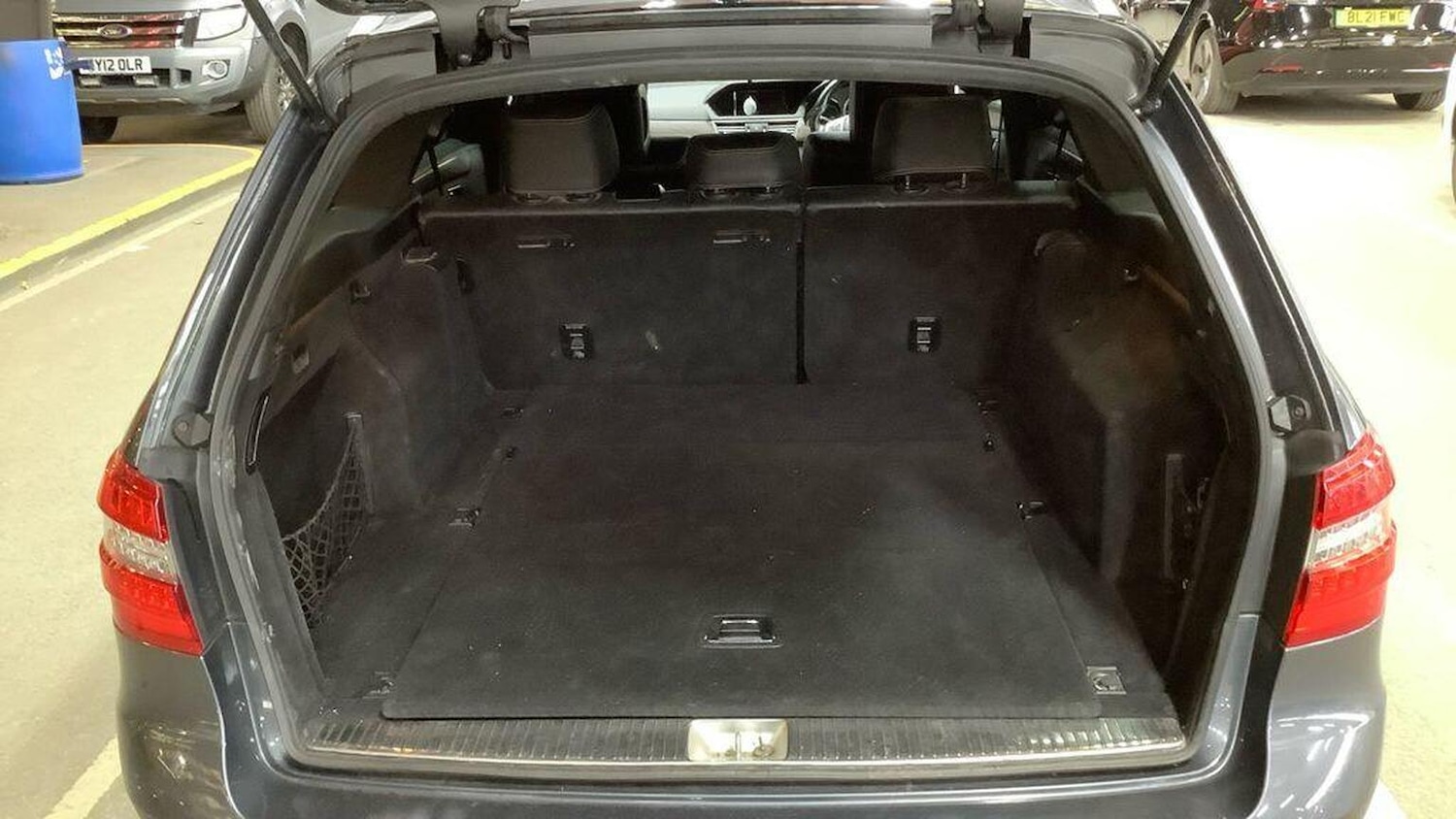 Used Mercedes-Benz E Class 2012 for sale - 76358149: Photo 10
