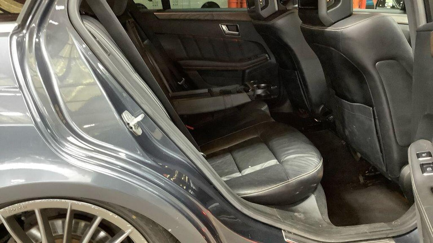 Used Mercedes-Benz E Class 2012 for sale - 76358149: Photo 11