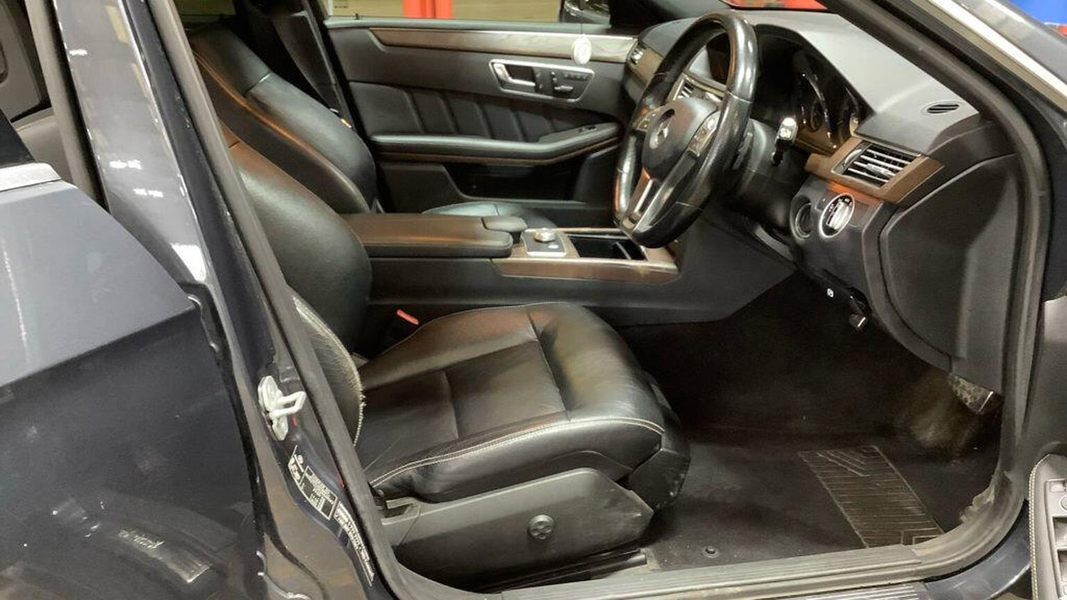 Used Mercedes-Benz E Class 2012 for sale - 76358149: Photo 13
