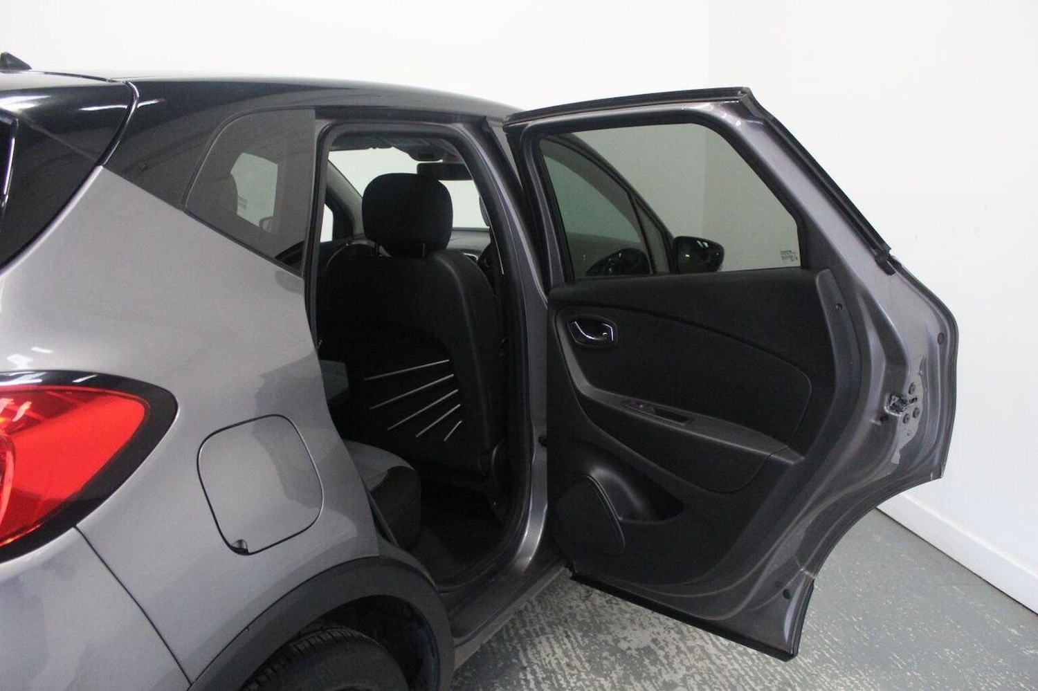 Used Renault Captur 2014 for sale - 77521973: Photo 25