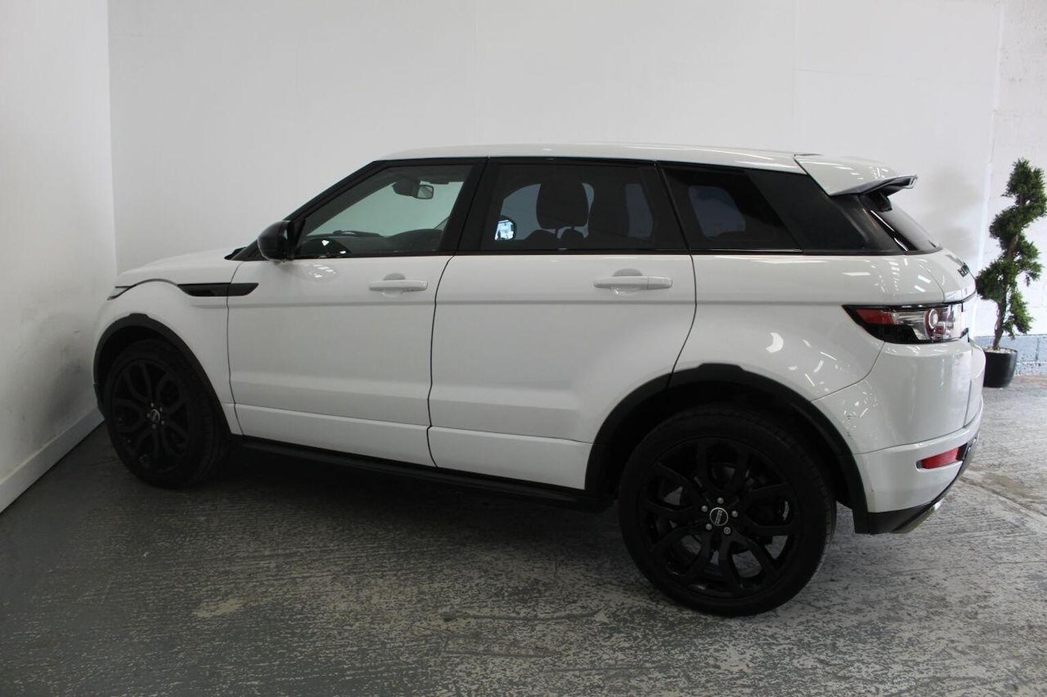 Used Land Rover Range Rover Evoque 2014 for sale - 76430844: Photo 10