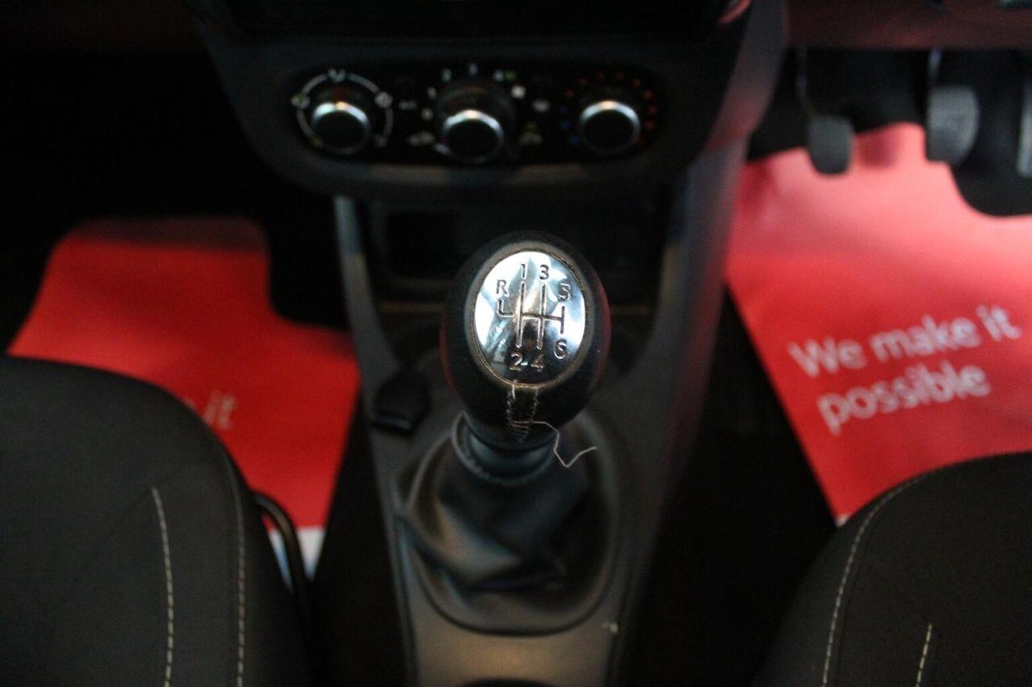 Used Dacia Duster 2018 for sale - 76186710: Photo 40