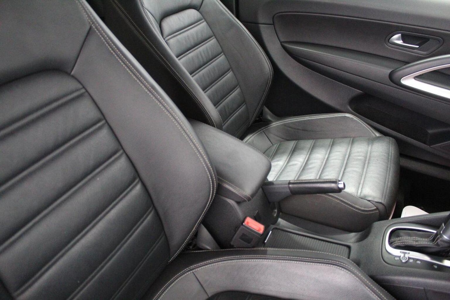 Used Volkswagen Scirocco 2017 for sale - 77096960: Photo 38