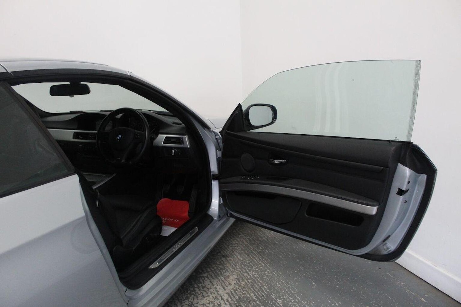 Used BMW 3 Series 2012 for sale - 77277271: Photo 27