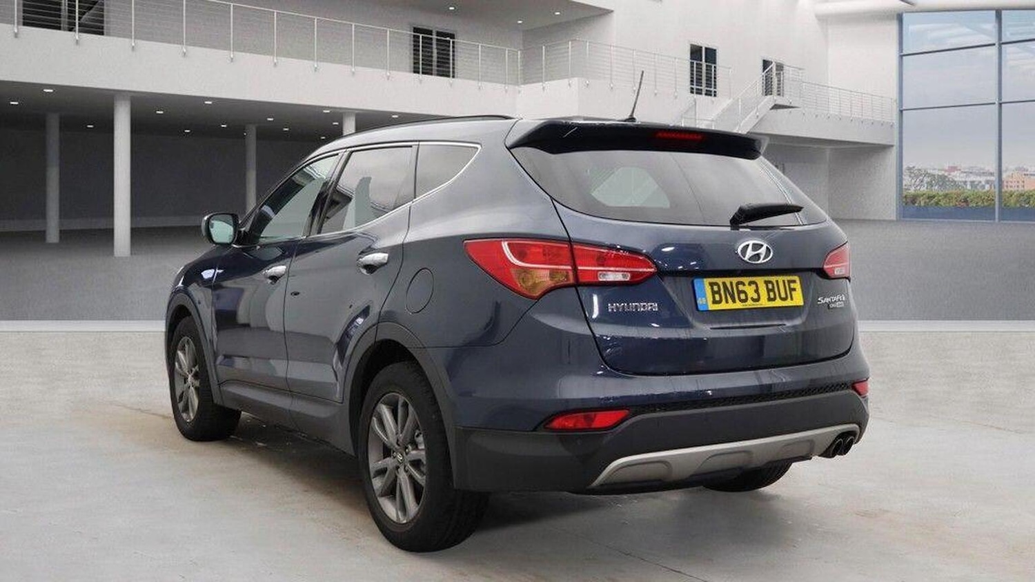 Used Hyundai Santa Fe 2013 for sale - 76904708: Photo 4