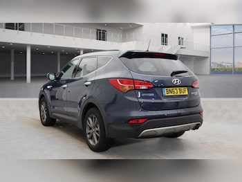 Used Hyundai Santa Fe 2013 for sale - 76904708: Photo