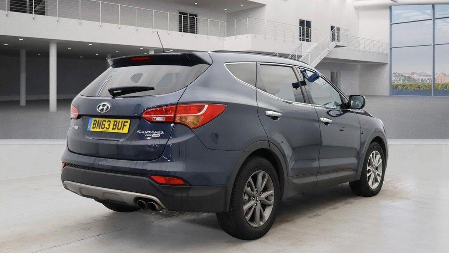 Used Hyundai Santa Fe 2013 for sale - 76904708: Photo 5