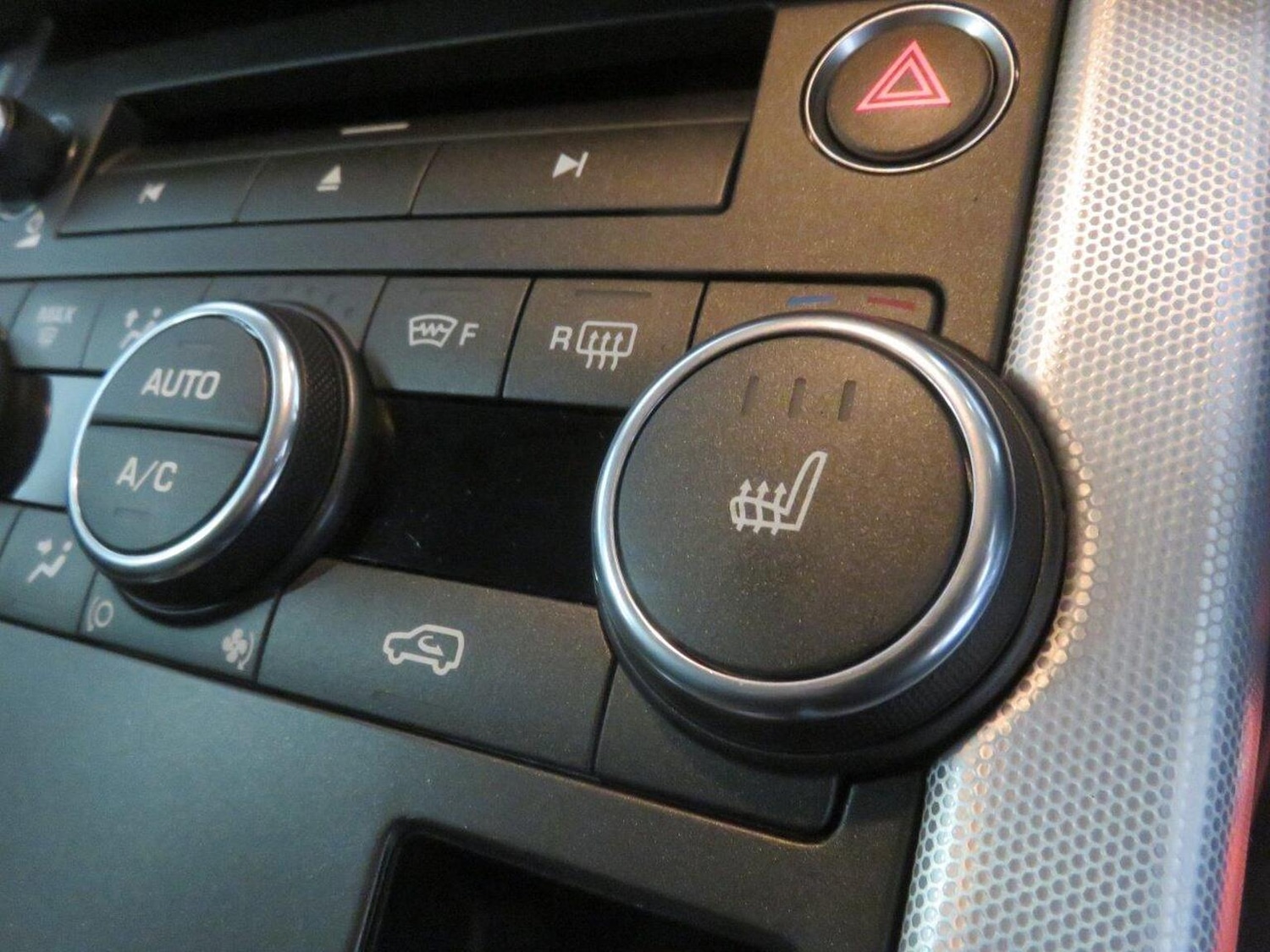 Used Land Rover Range Rover Evoque 2012 for sale - 77937870: Photo 37