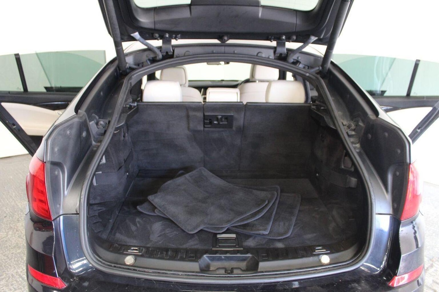 Used BMW 5 Series 2012 for sale - 77938070: Photo 24