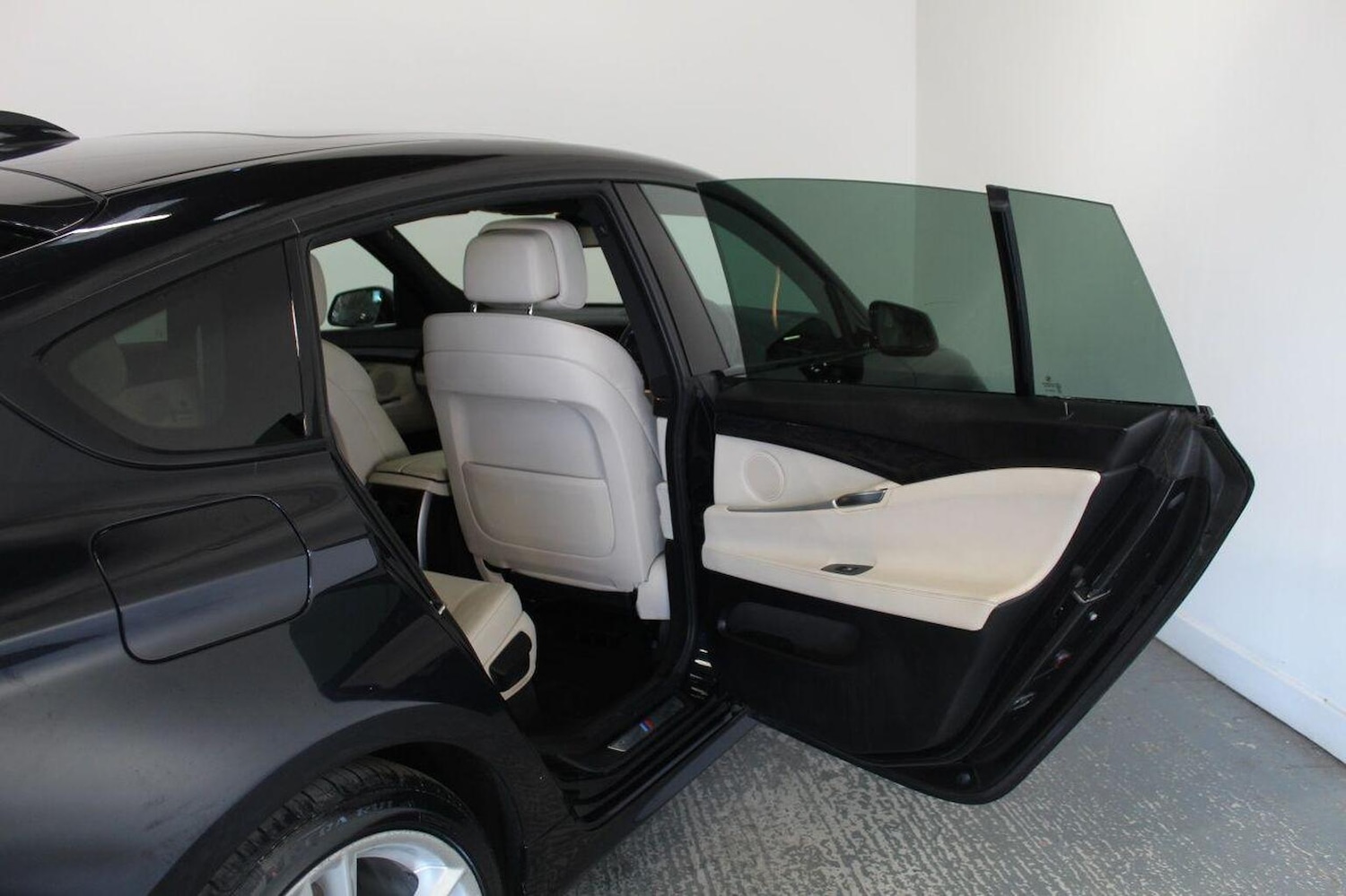 Used BMW 5 Series 2012 for sale - 77938070: Photo 29