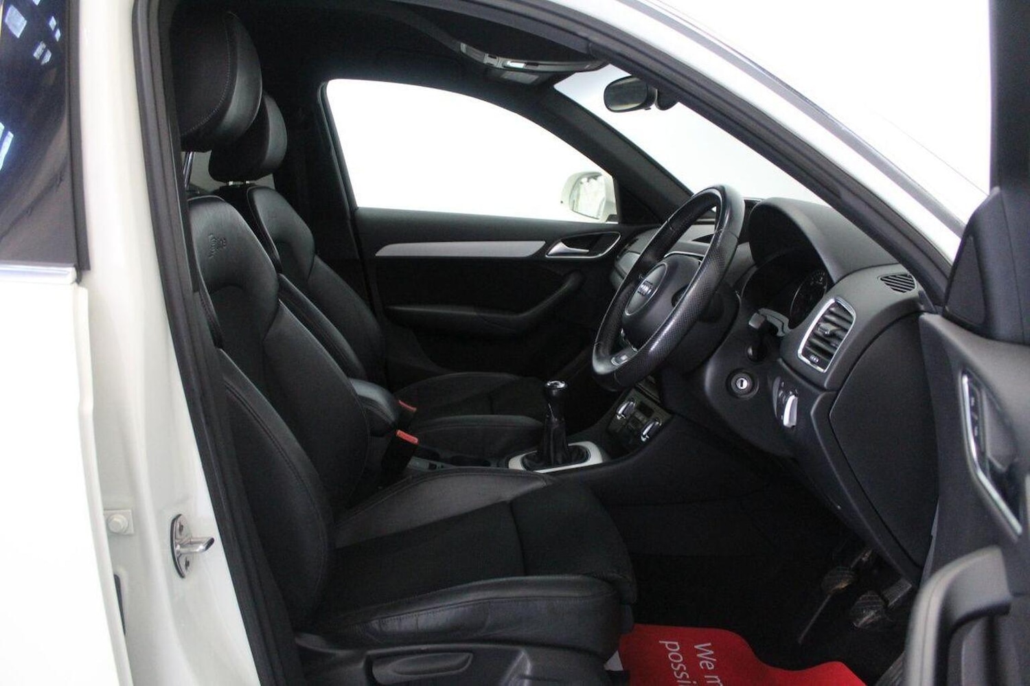 Used Audi Q3 2013 for sale - 76751792: Photo 29