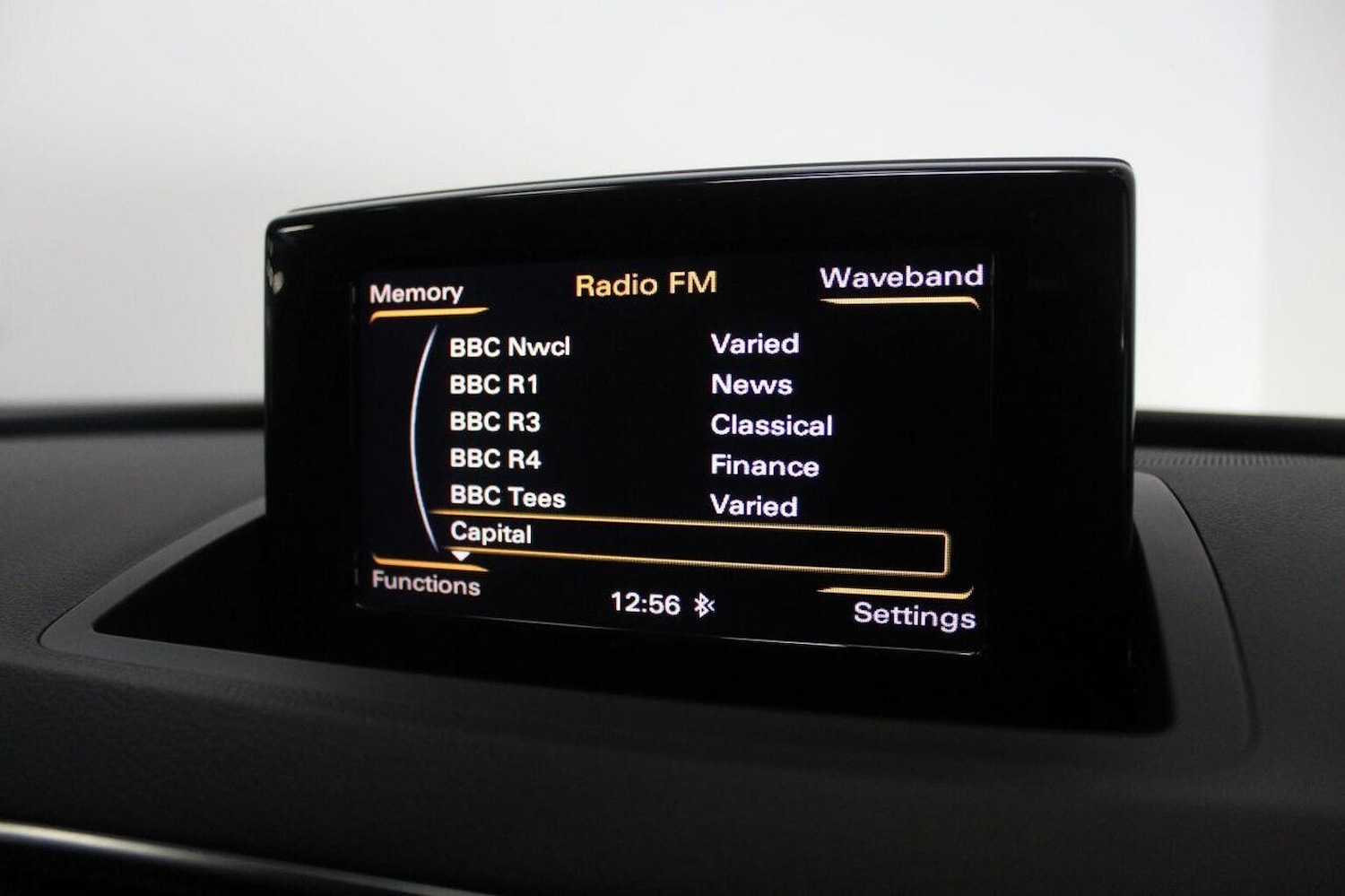 Used Audi Q3 2013 for sale - 76751792: Photo 37