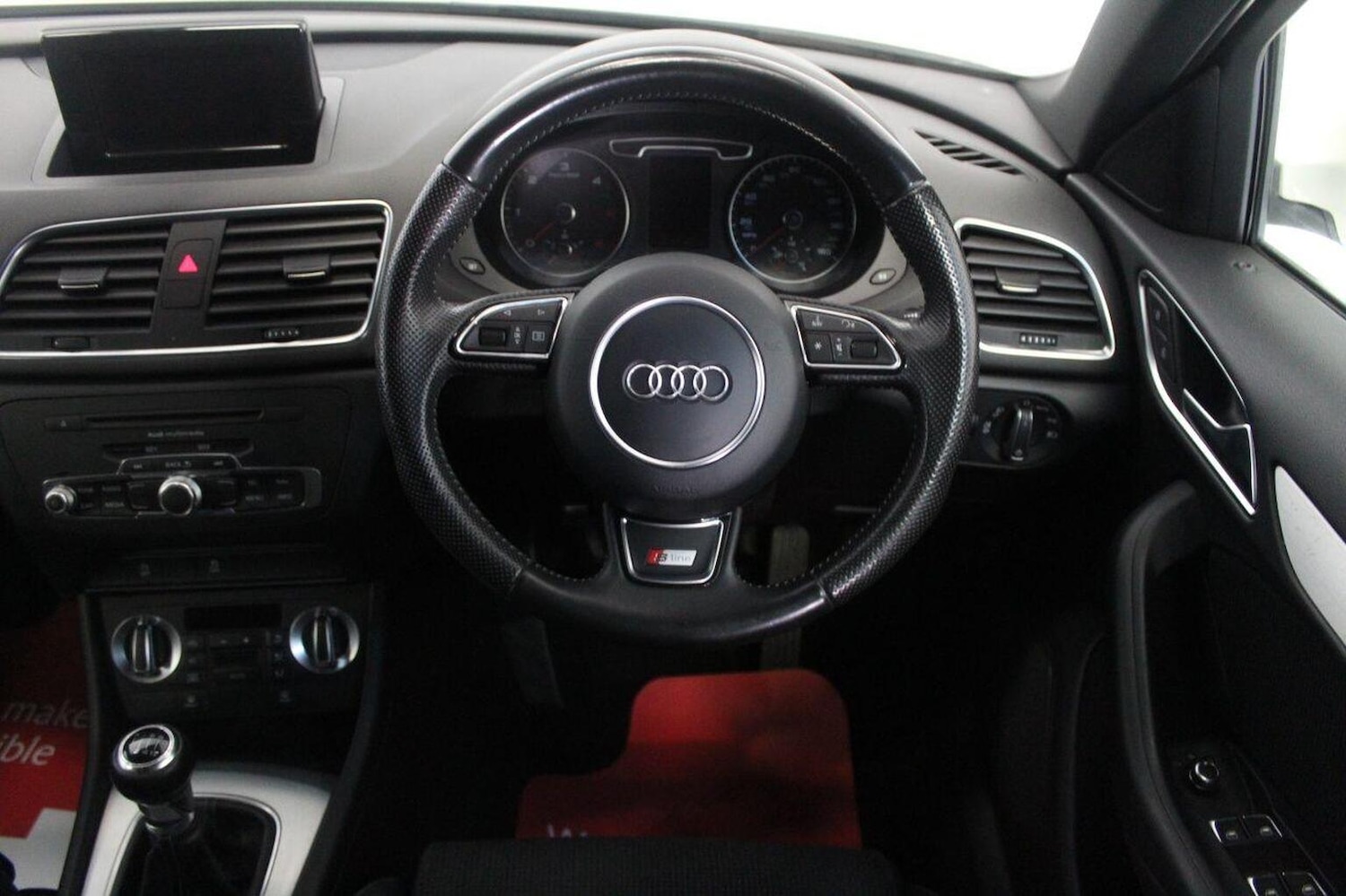 Used Audi Q3 2013 for sale - 76751792: Photo 43