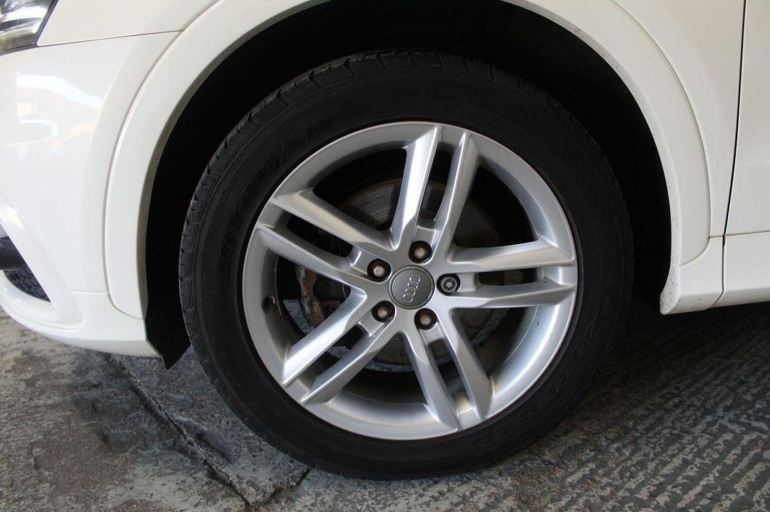 Used Audi Q3 2013 for sale - 76751792: Photo 54