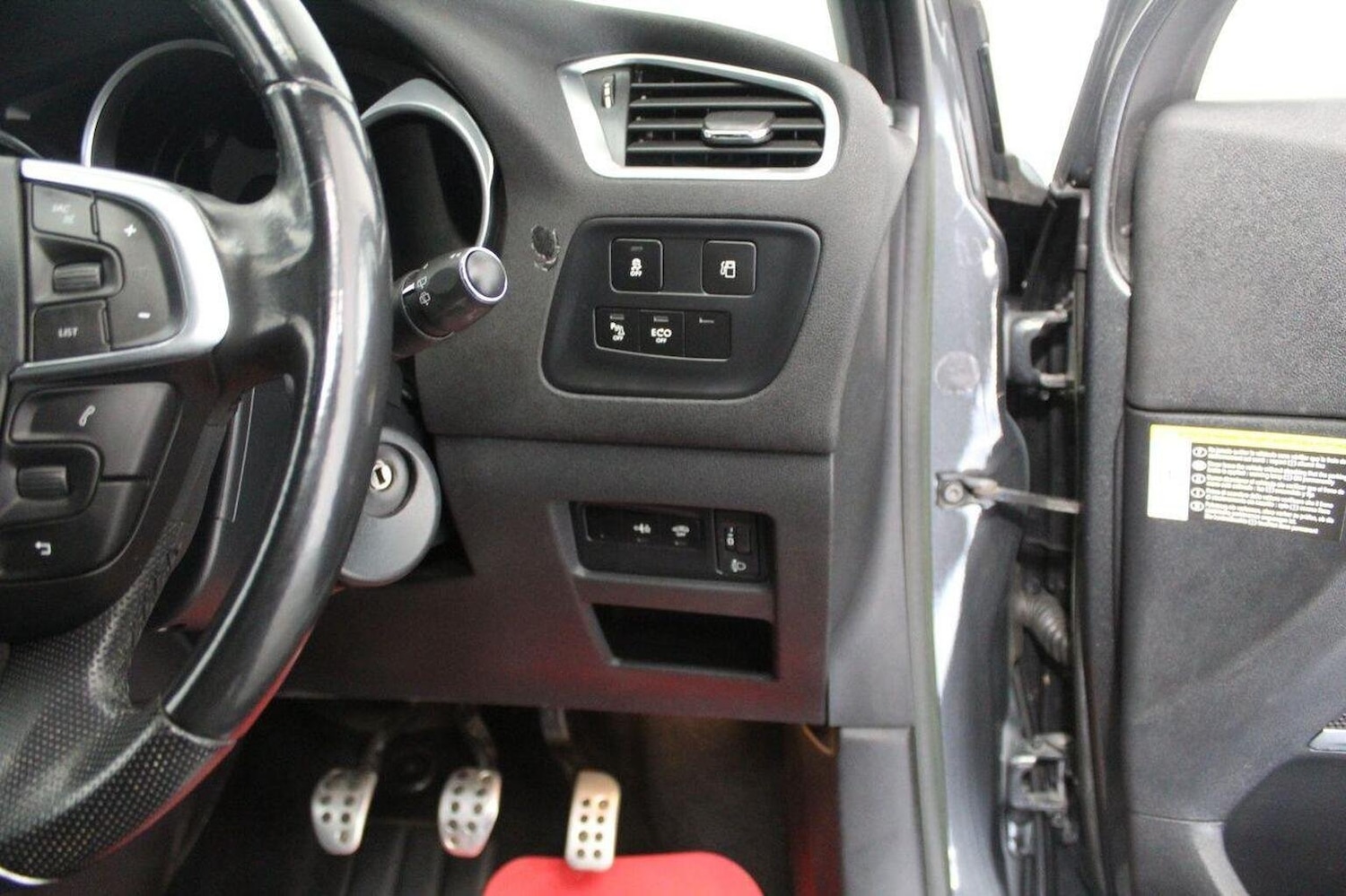 Vehicle 44