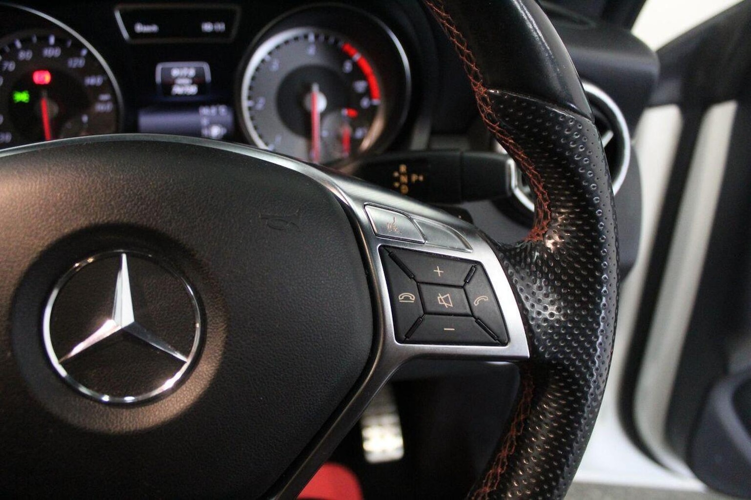 Used Mercedes-Benz CLA 2014 for sale - 77629067: Photo 48