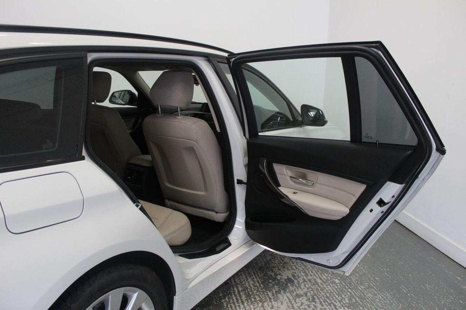 Used BMW 3 Series 2013 for sale - 77937851: Photo 25