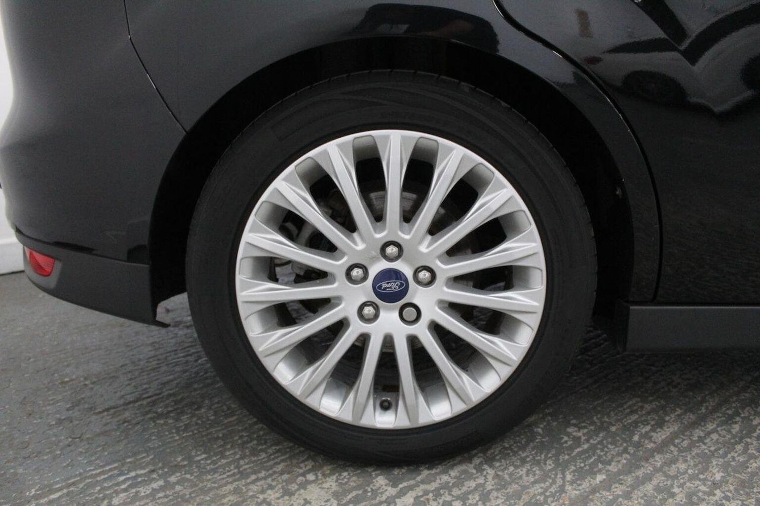 Used Ford C-Max 2015 for sale - 76058153: Photo 56
