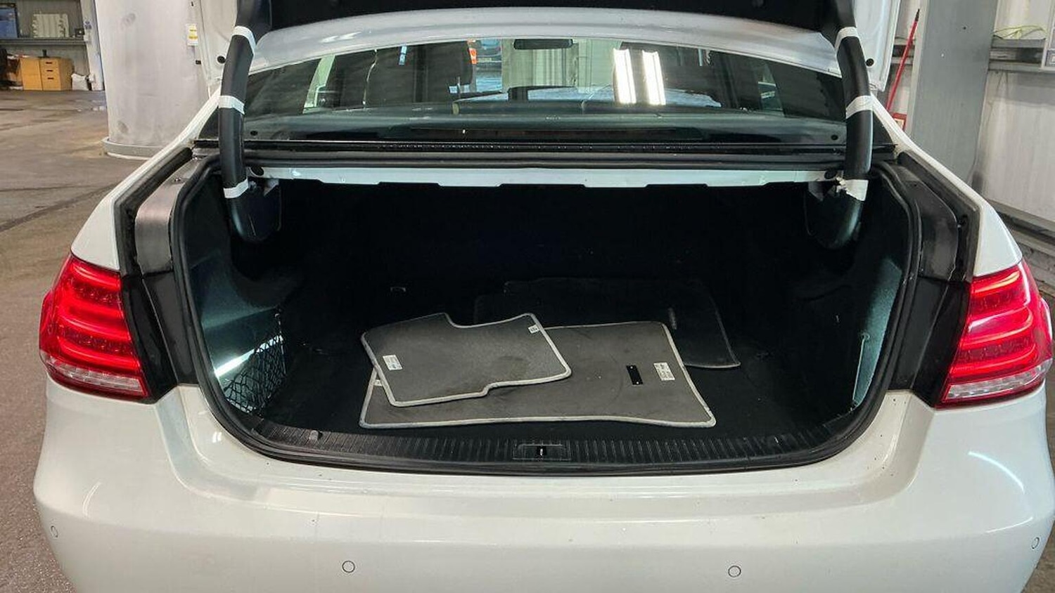 Used Mercedes-Benz E Class 2014 for sale - 77391920: Photo 10