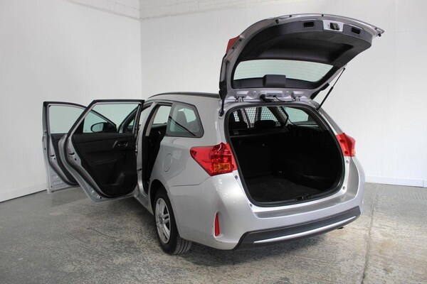 Used Toyota Auris 2015 for sale - 75033431: Photo 19