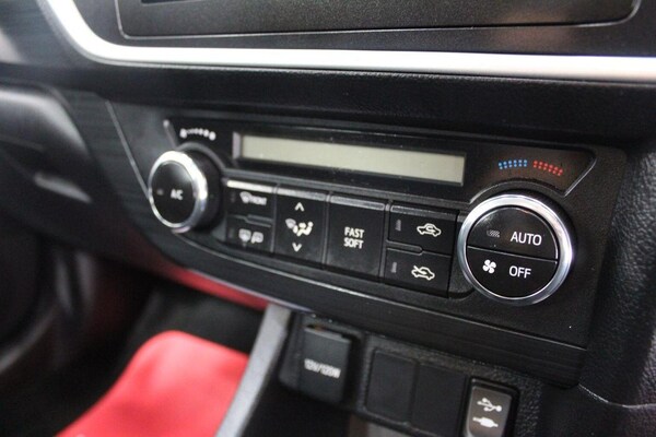 Used Toyota Auris 2015 for sale - 75033431: Photo 35
