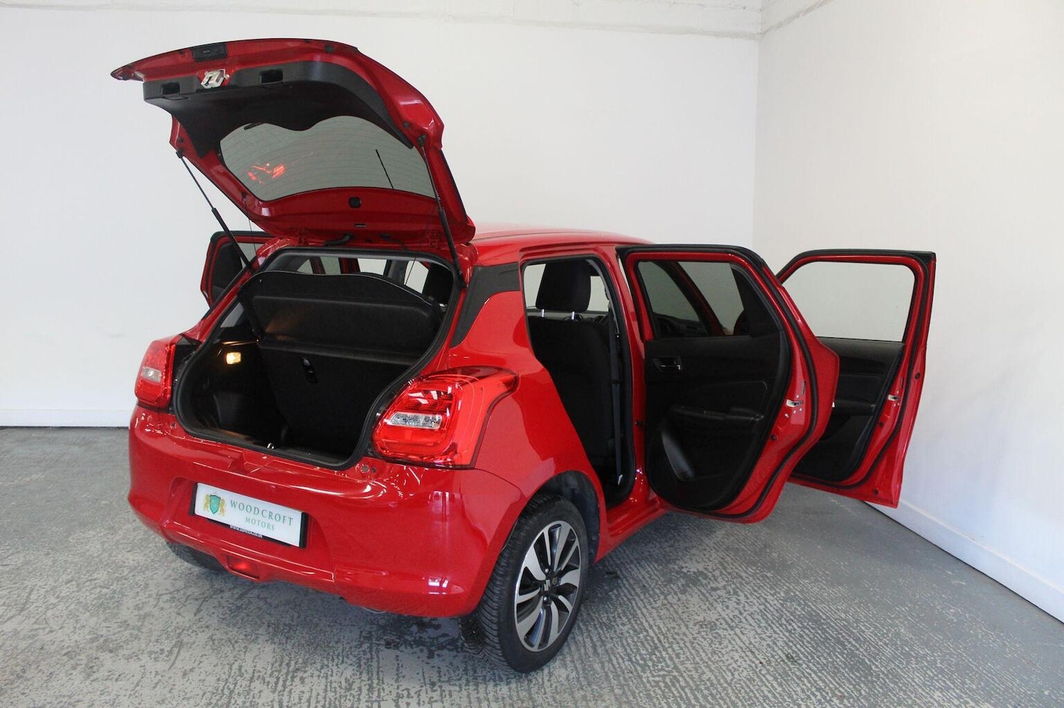 Used Suzuki Swift 2017 for sale - 76178967: Photo 21