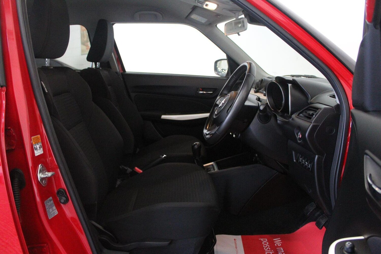 Used Suzuki Swift 2017 for sale - 76178967: Photo 29