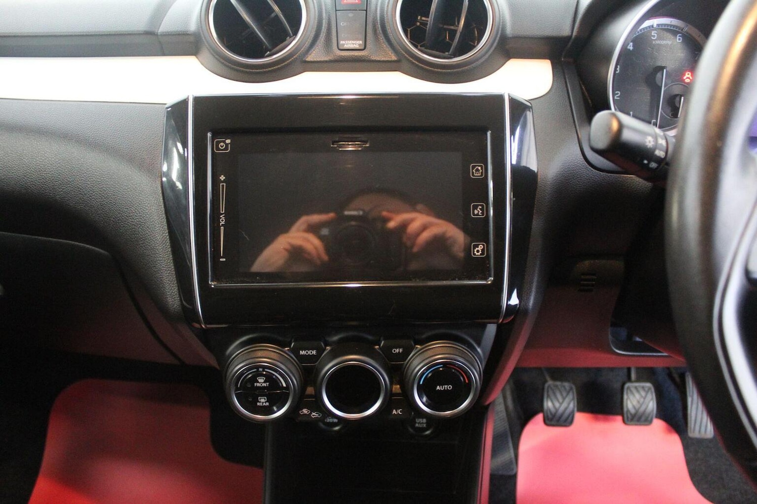 Used Suzuki Swift 2017 for sale - 76178967: Photo 32