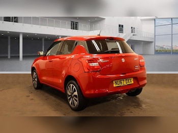 Used Suzuki Swift 2017 for sale - 76178967: Photo 4