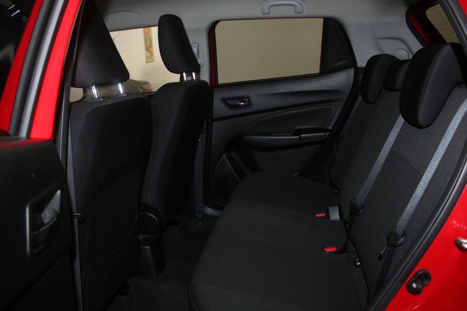 Used Suzuki Swift 2017 for sale - 76178967: Photo 51