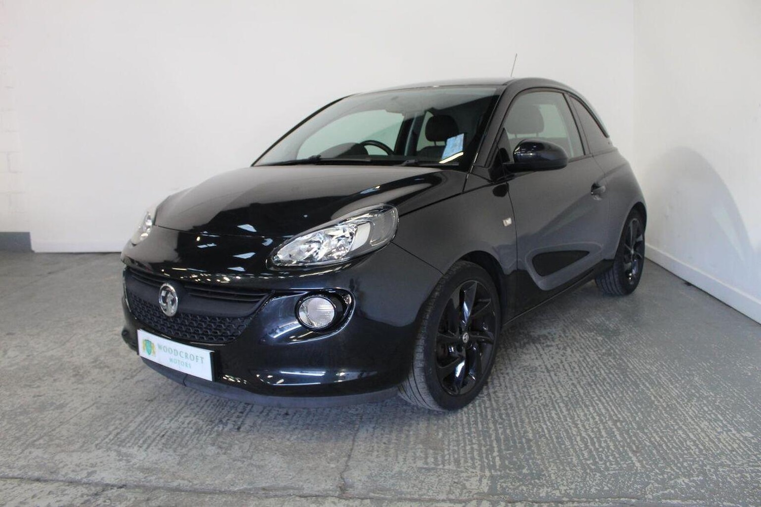 Used Vauxhall ADAM 2016 for sale - 77938057: Photo 2