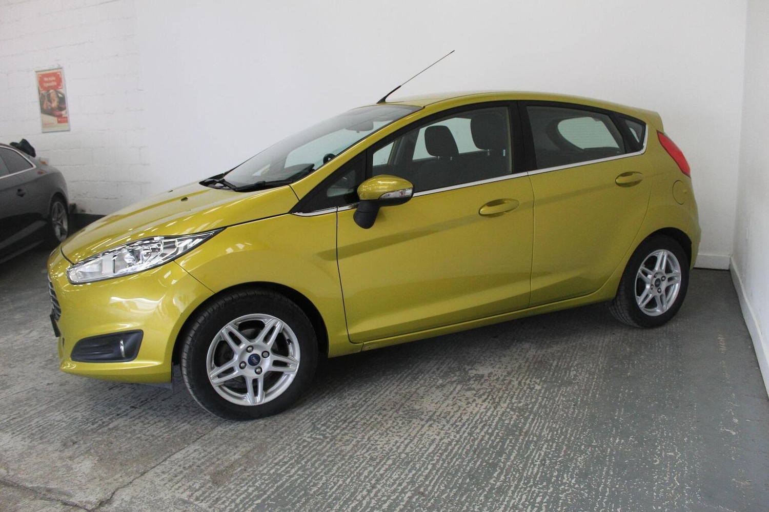 Used Ford Fiesta 2013 for sale - 77937919: Photo 5
