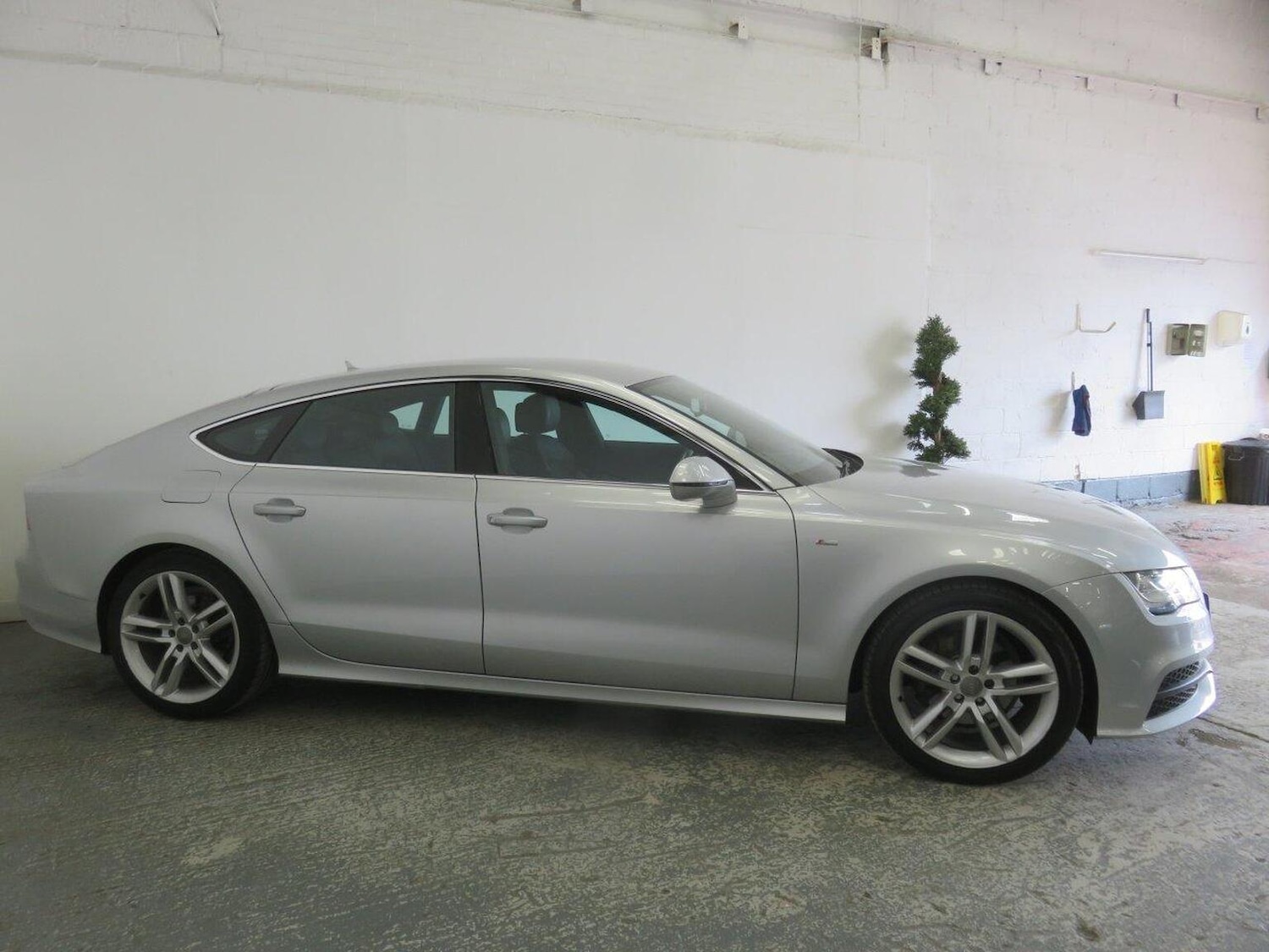 Used Audi A7 2013 for sale - 76769388: Photo 4