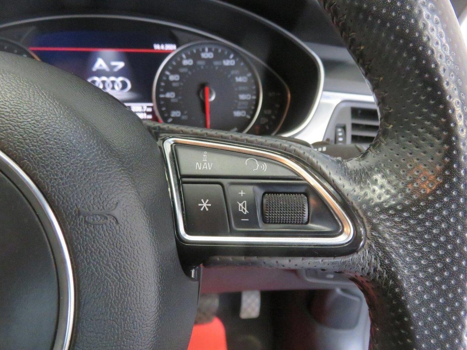 Used Audi A7 2013 for sale - 76769388: Photo 49