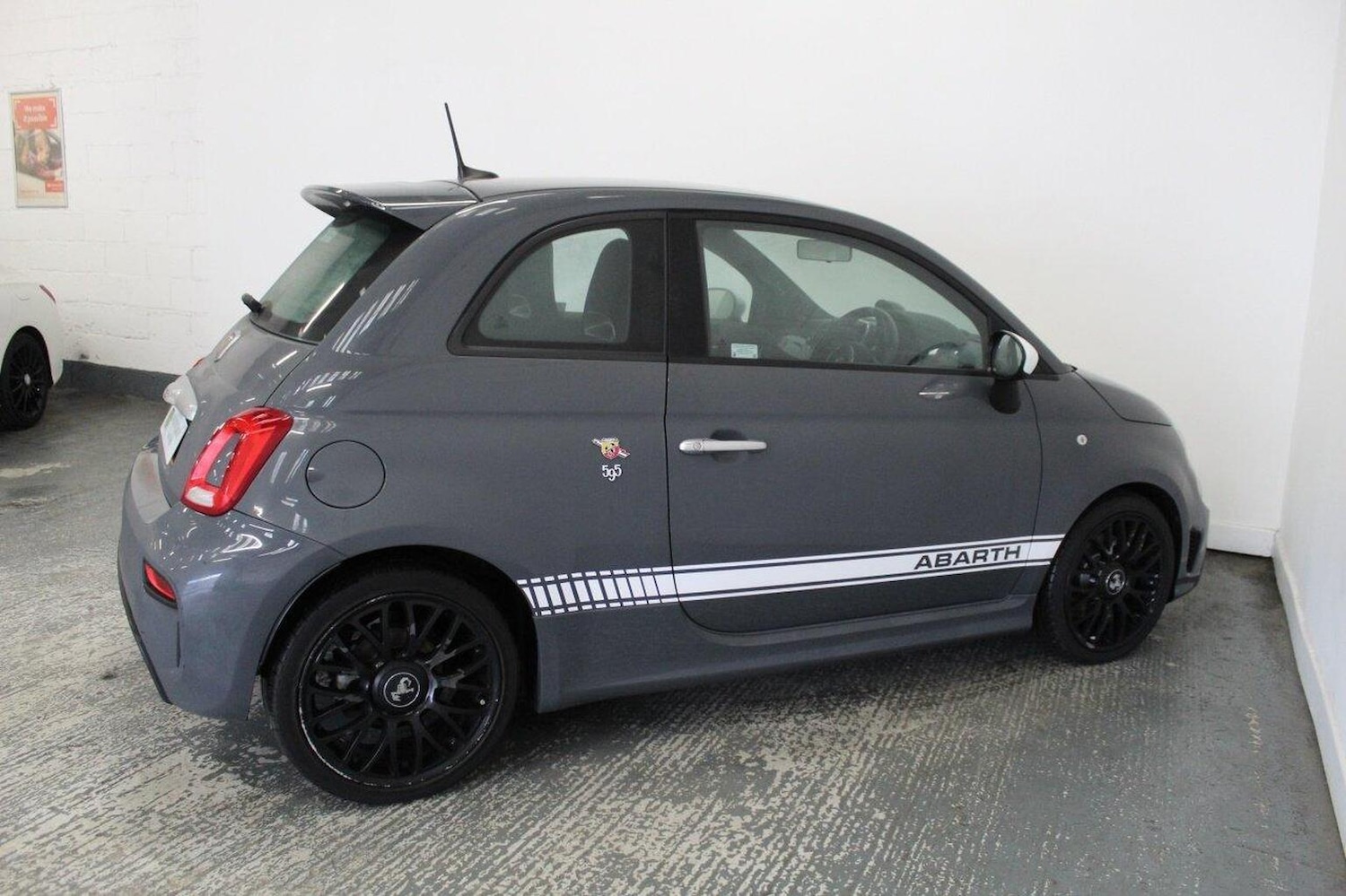 Used Abarth 595 2016 for sale - 76376908: Photo 11