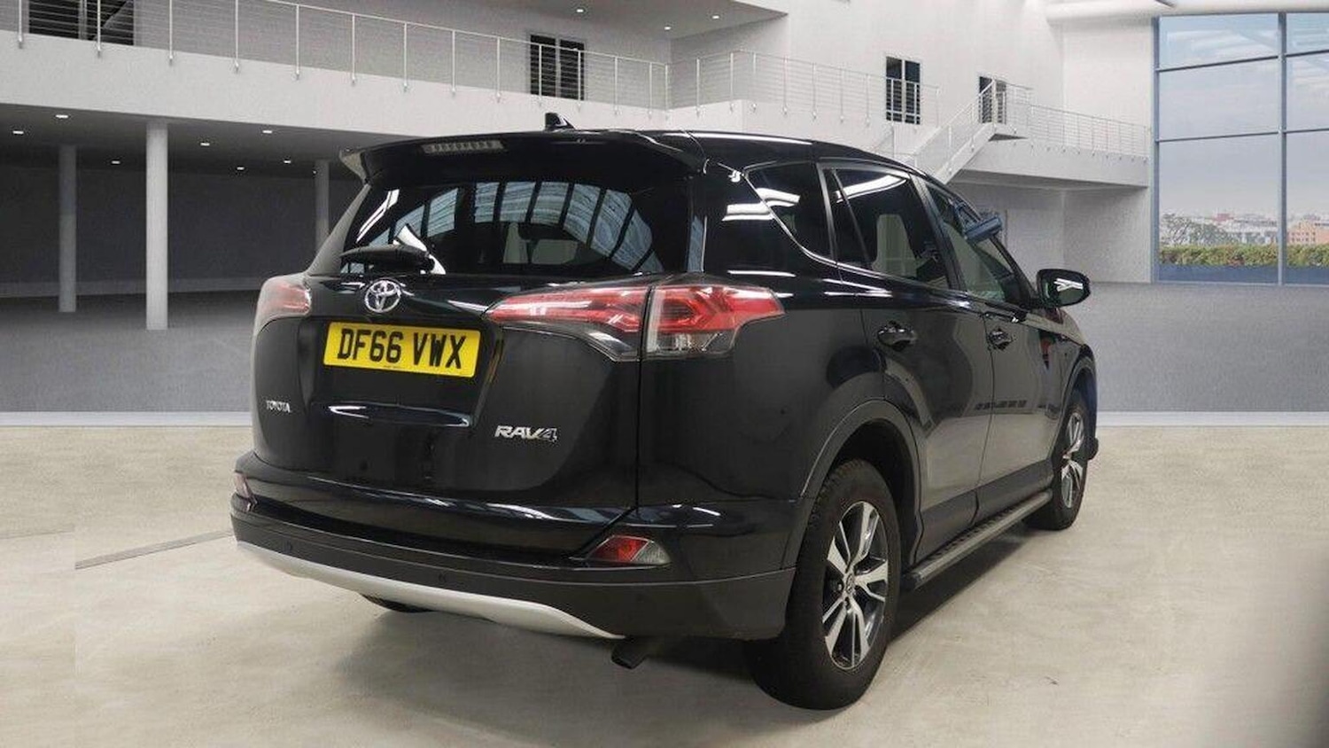 Used Toyota RAV4 2016 for sale - 77937972: Photo 7