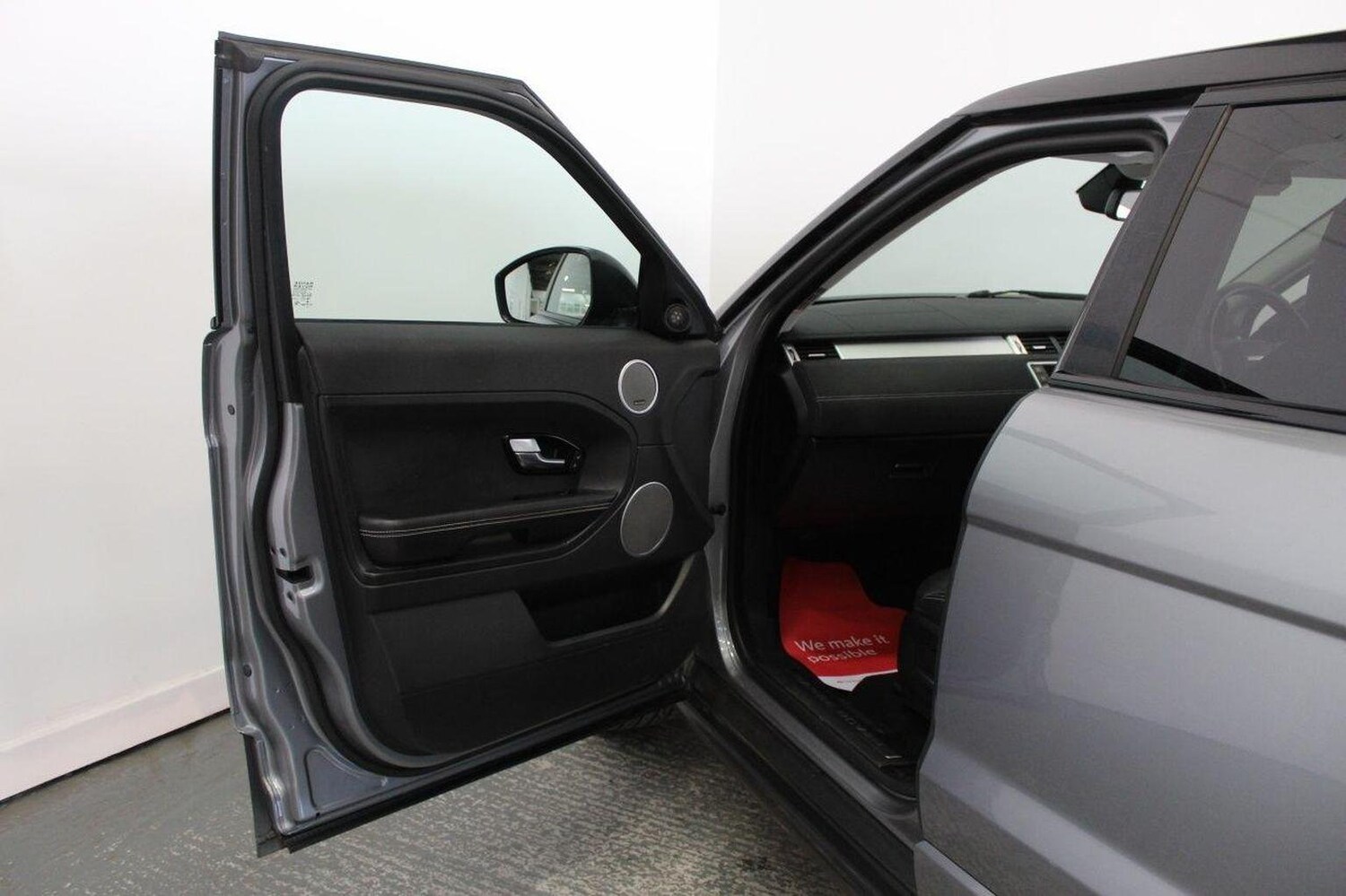Vehicle 29