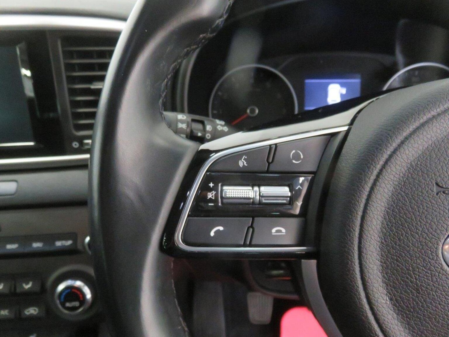 Used Kia Sportage 2019 for sale - 76186583: Photo 42