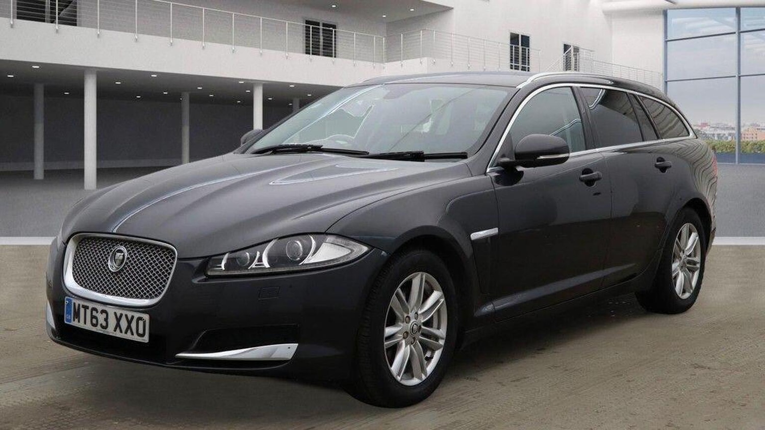 Used Jaguar XF 2013 for sale - 76830345: Photo 2