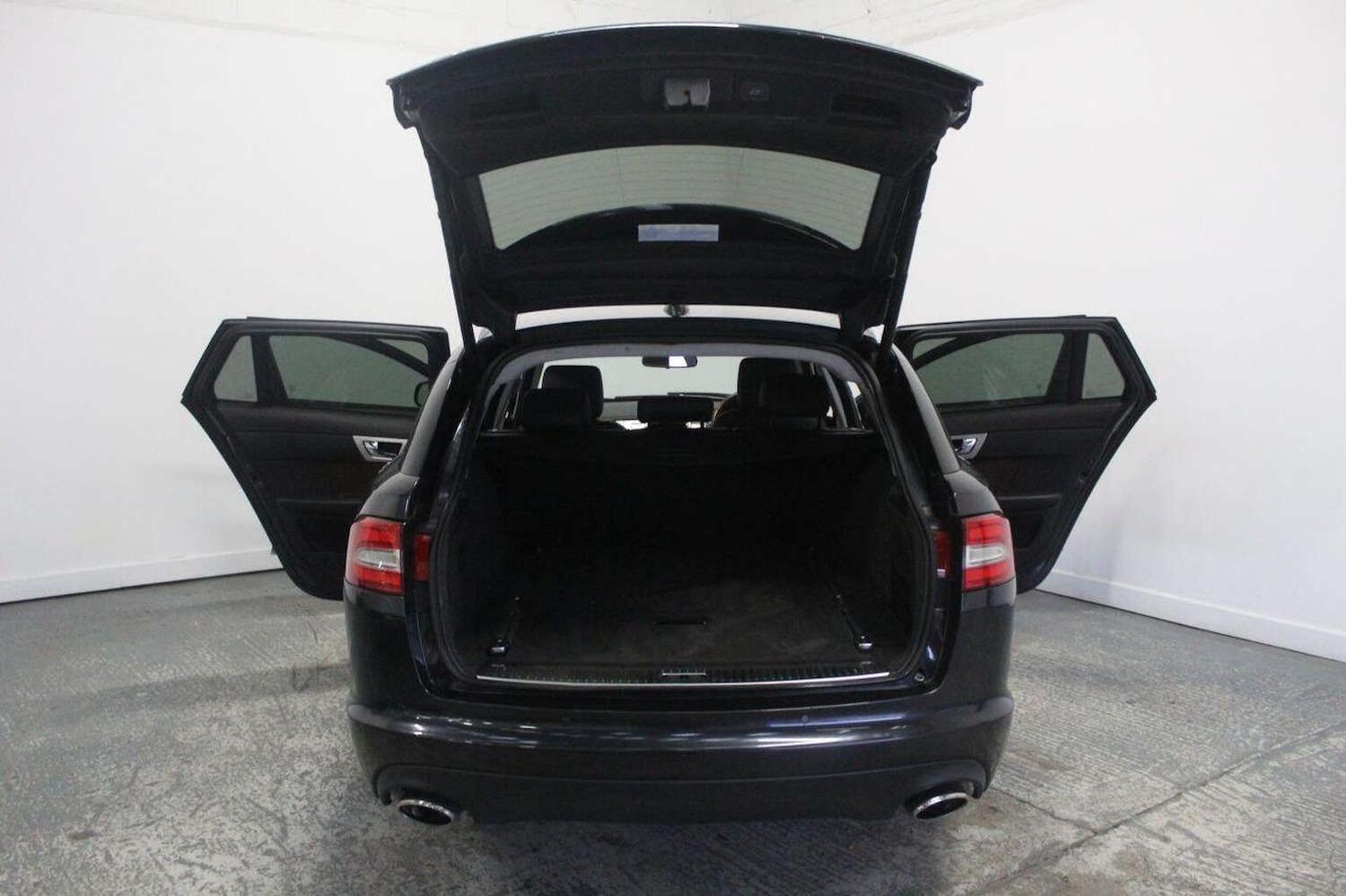 Used Jaguar XF 2013 for sale - 76830345: Photo 23