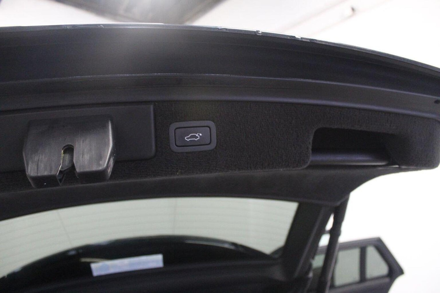 Used Jaguar XF 2013 for sale - 76830345: Photo 25