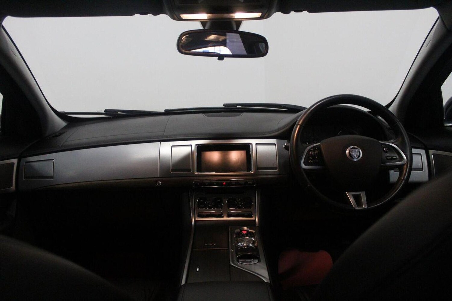 Used Jaguar XF 2013 for sale - 76830345: Photo 30