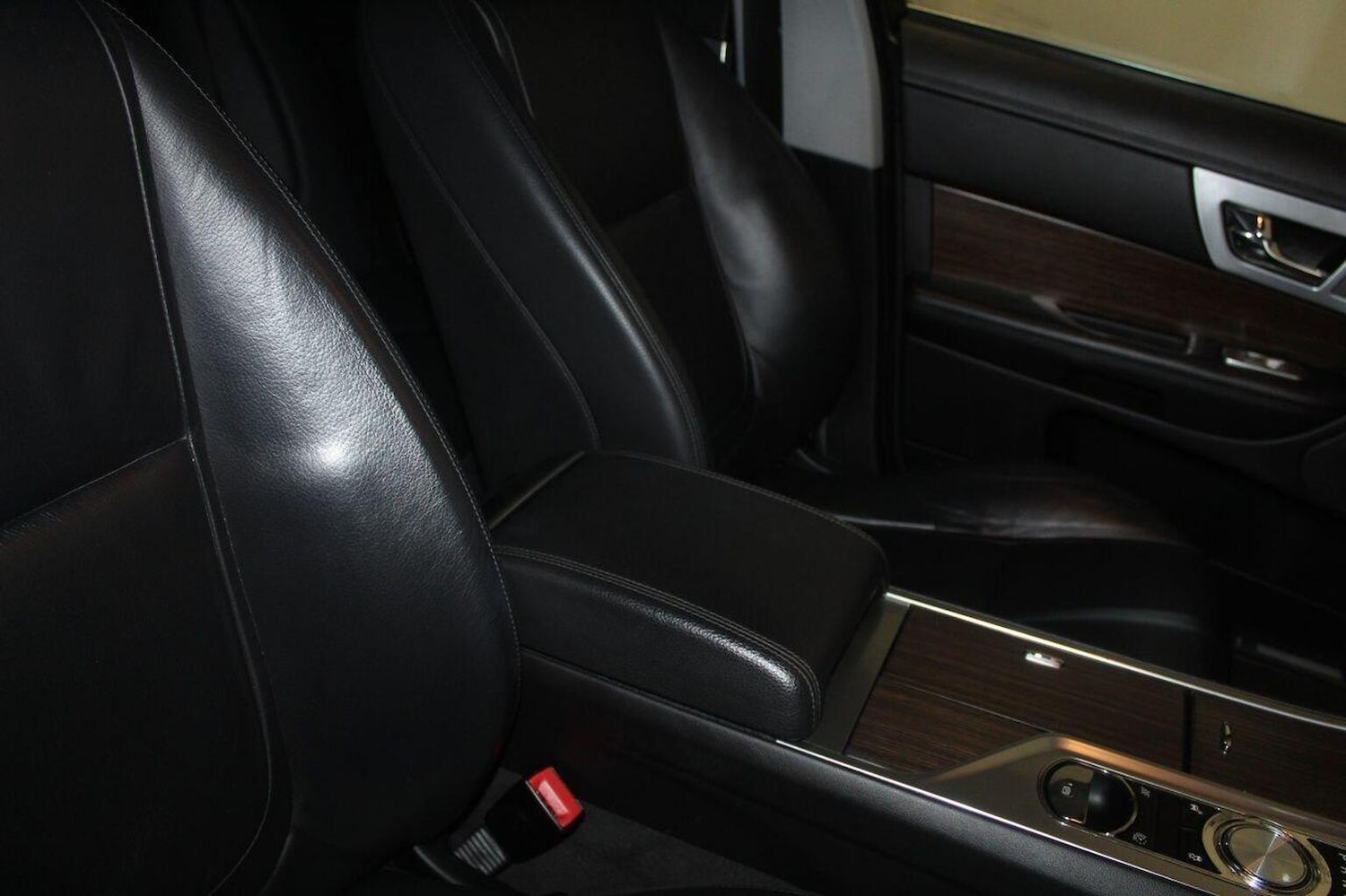 Used Jaguar XF 2013 for sale - 76830345: Photo 48