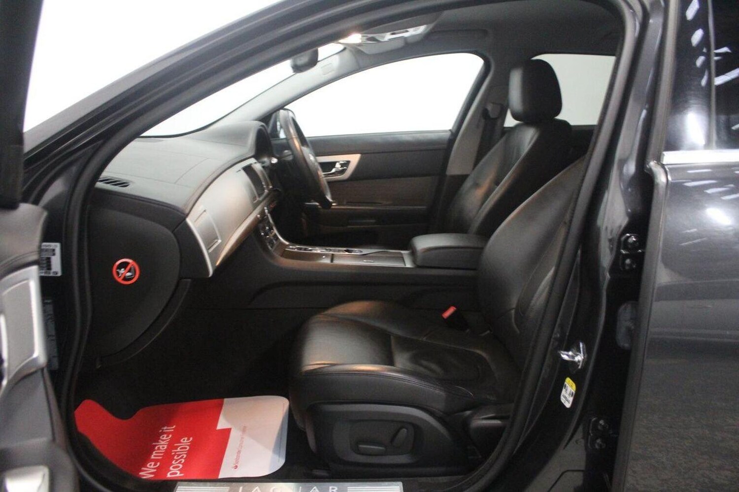 Used Jaguar XF 2013 for sale - 76830345: Photo 56