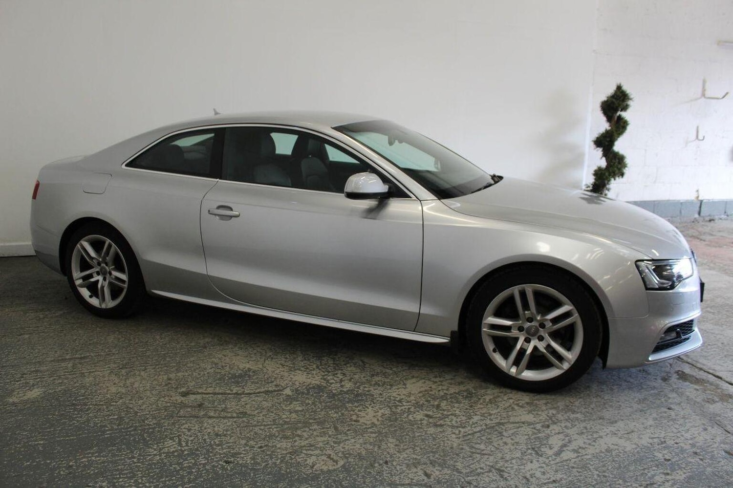 Used Audi A5 2013 for sale - 77938066: Photo 4
