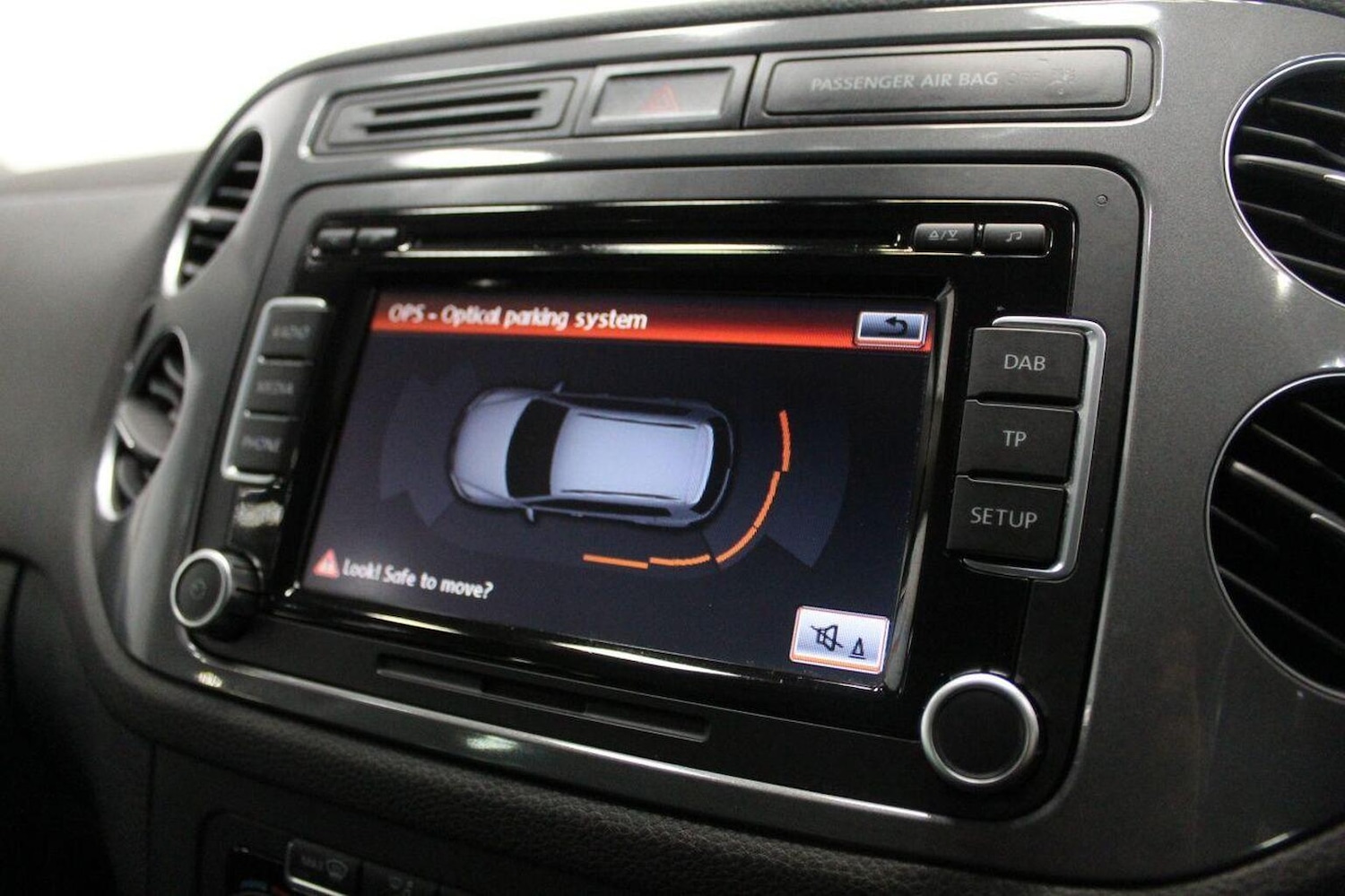 Used Volkswagen Tiguan 2012 for sale - 76402170: Photo 34