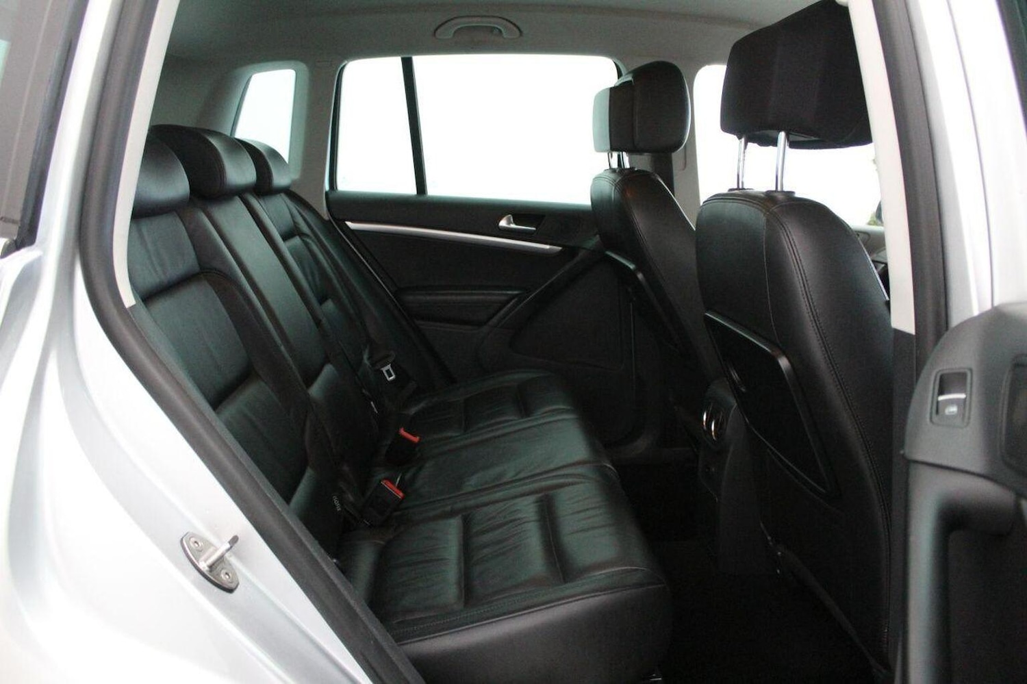 Used Volkswagen Tiguan 2012 for sale - 76402170: Photo 53
